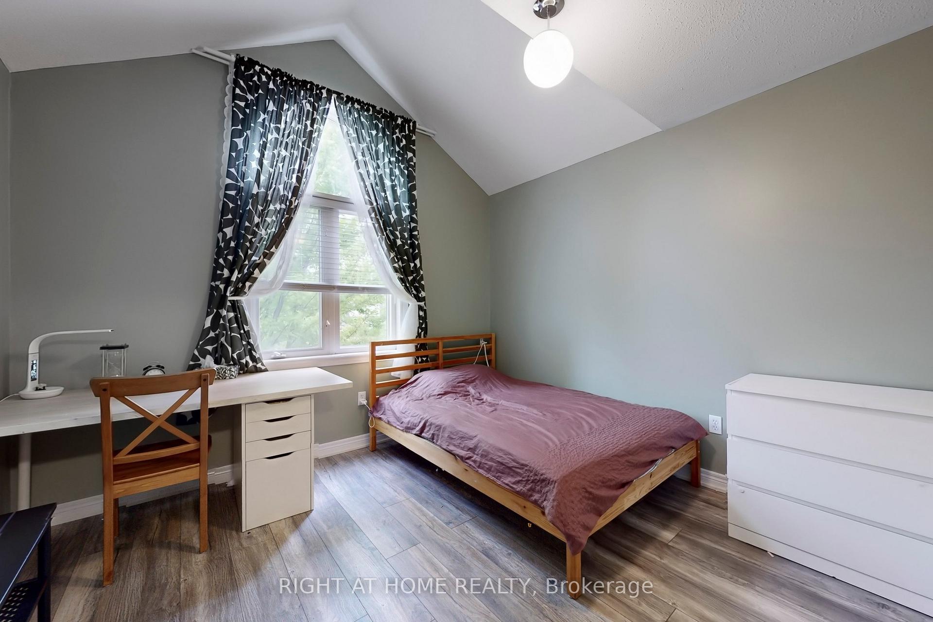 Photo 40 of 204 Everett Street, Markham, Wismer — HOMEH