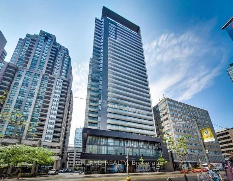 Photo of Unit 408, 770 Bay Street