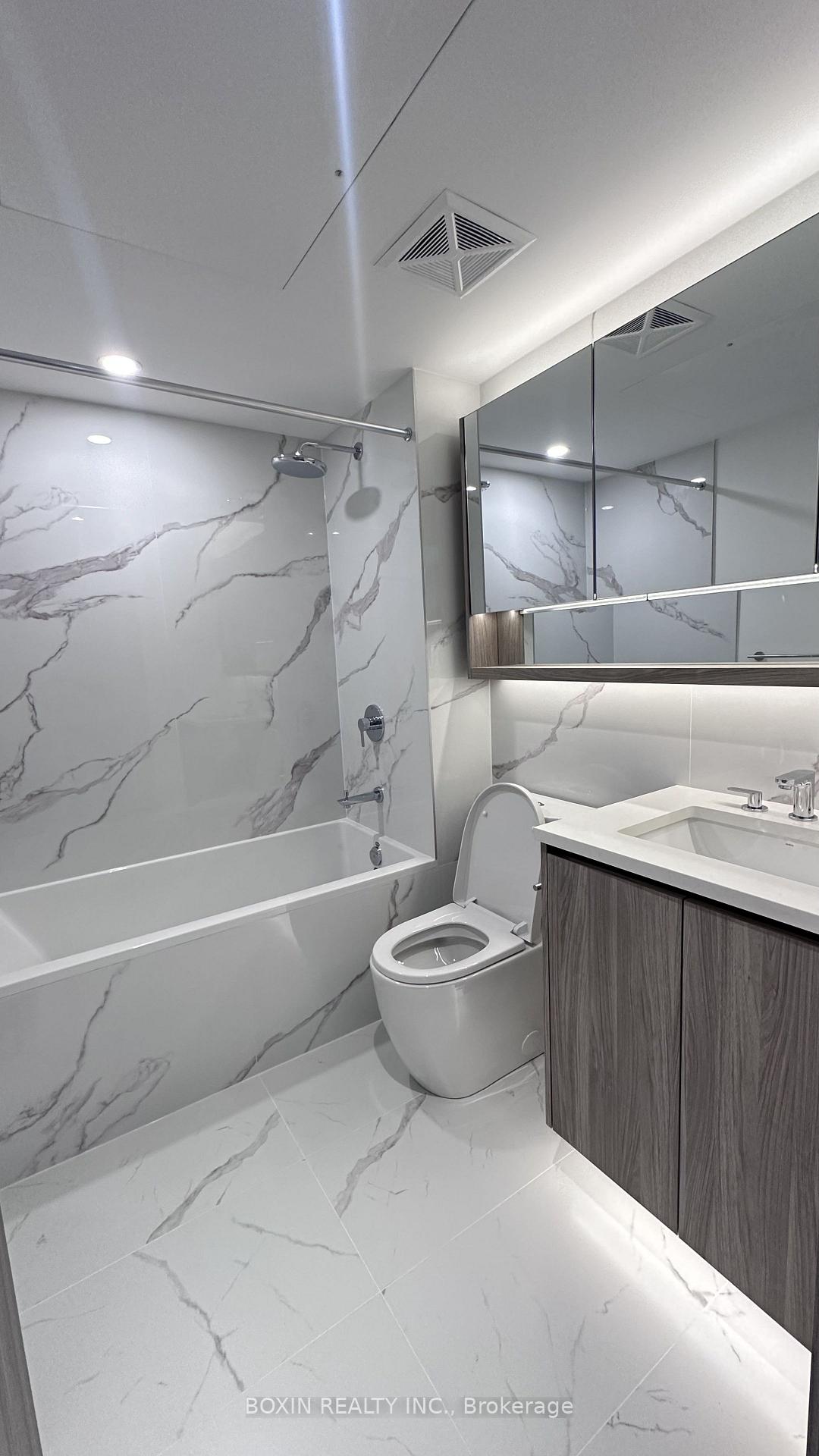 Photo 7 of Unit 07, 75 Billes Heights, North York, Bayview Village — HOMEH