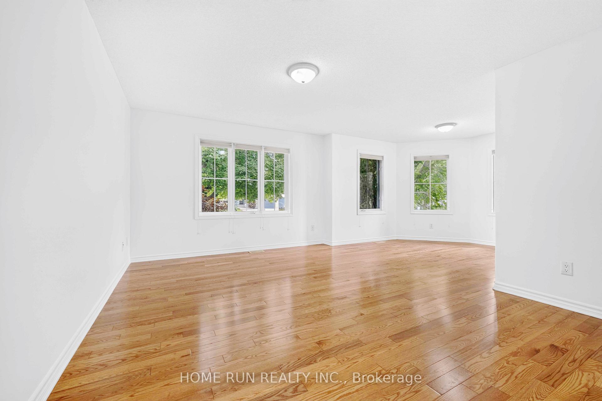 Photo 26 of 35 Blackshire Circle, Ottawa, Barrhaven - Stonebridge — HOMEH