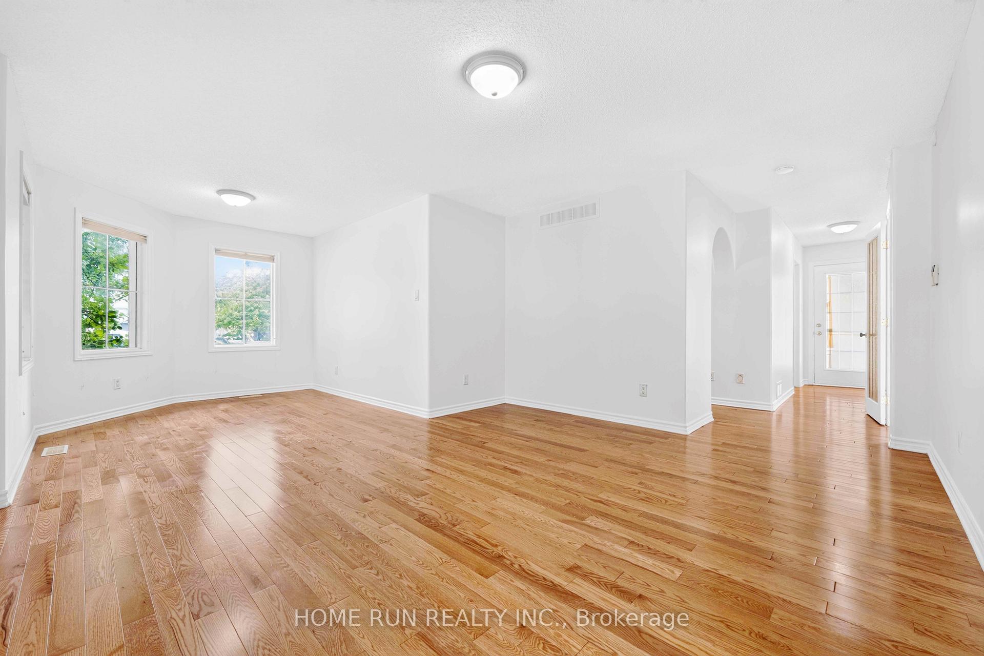 Photo 28 of 35 Blackshire Circle, Ottawa, Barrhaven - Stonebridge — HOMEH