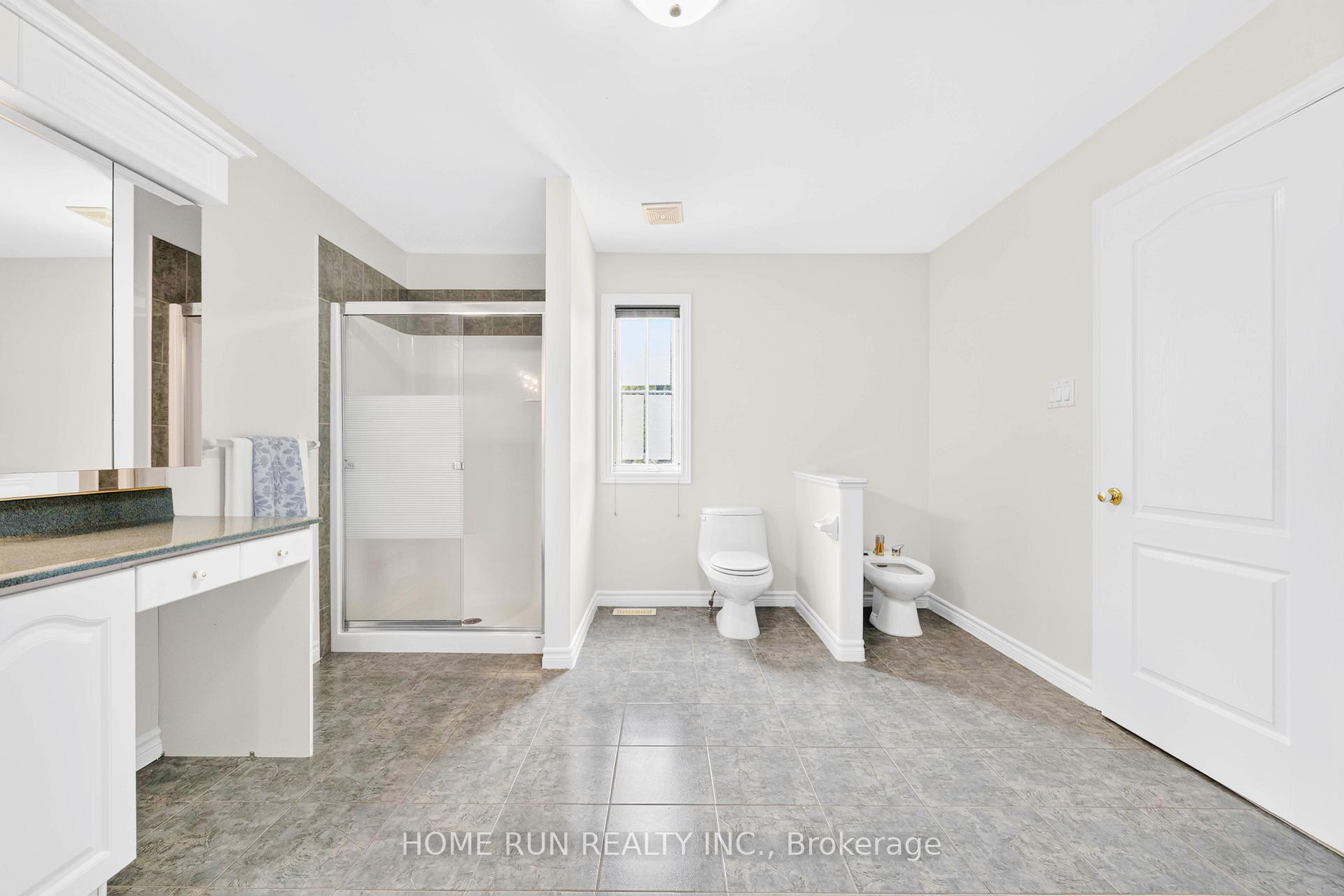 Photo 30 of 35 Blackshire Circle, Ottawa, Barrhaven - Stonebridge — HOMEH