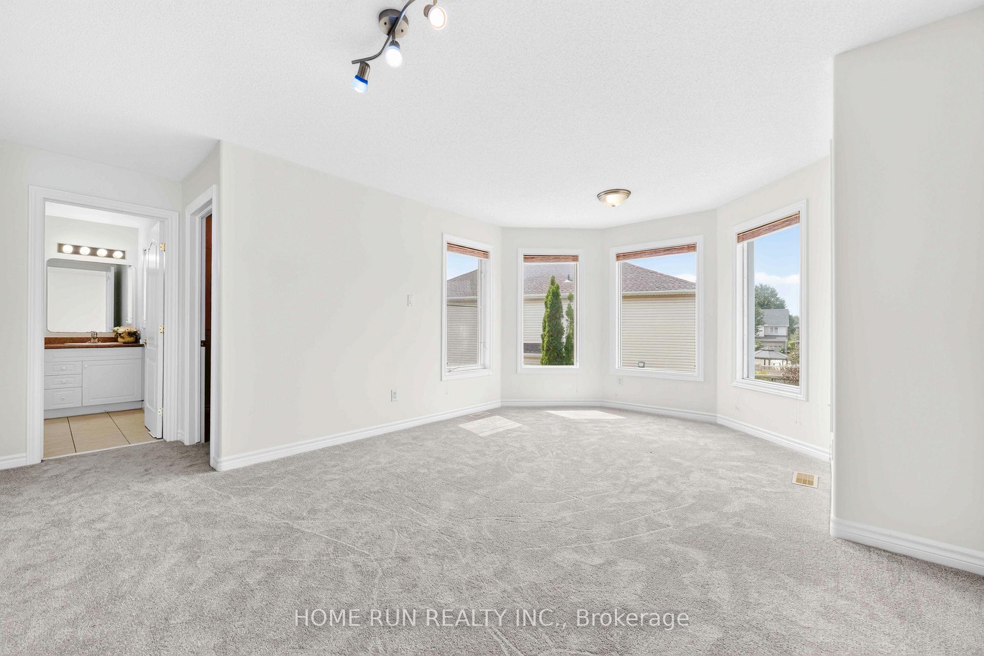 Photo 35 of 35 Blackshire Circle, Ottawa, Barrhaven - Stonebridge — HOMEH