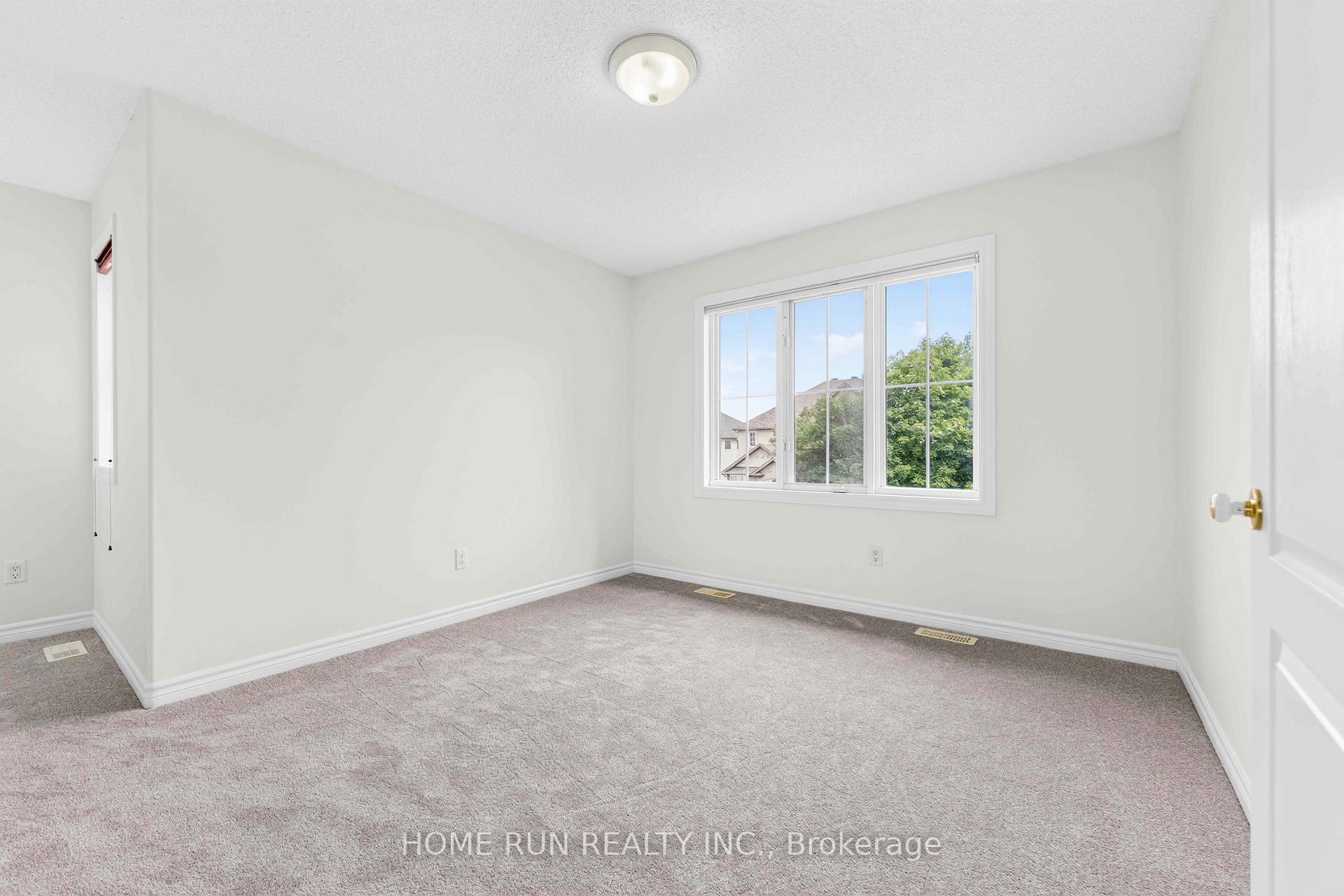 Photo 37 of 35 Blackshire Circle, Ottawa, Barrhaven - Stonebridge — HOMEH