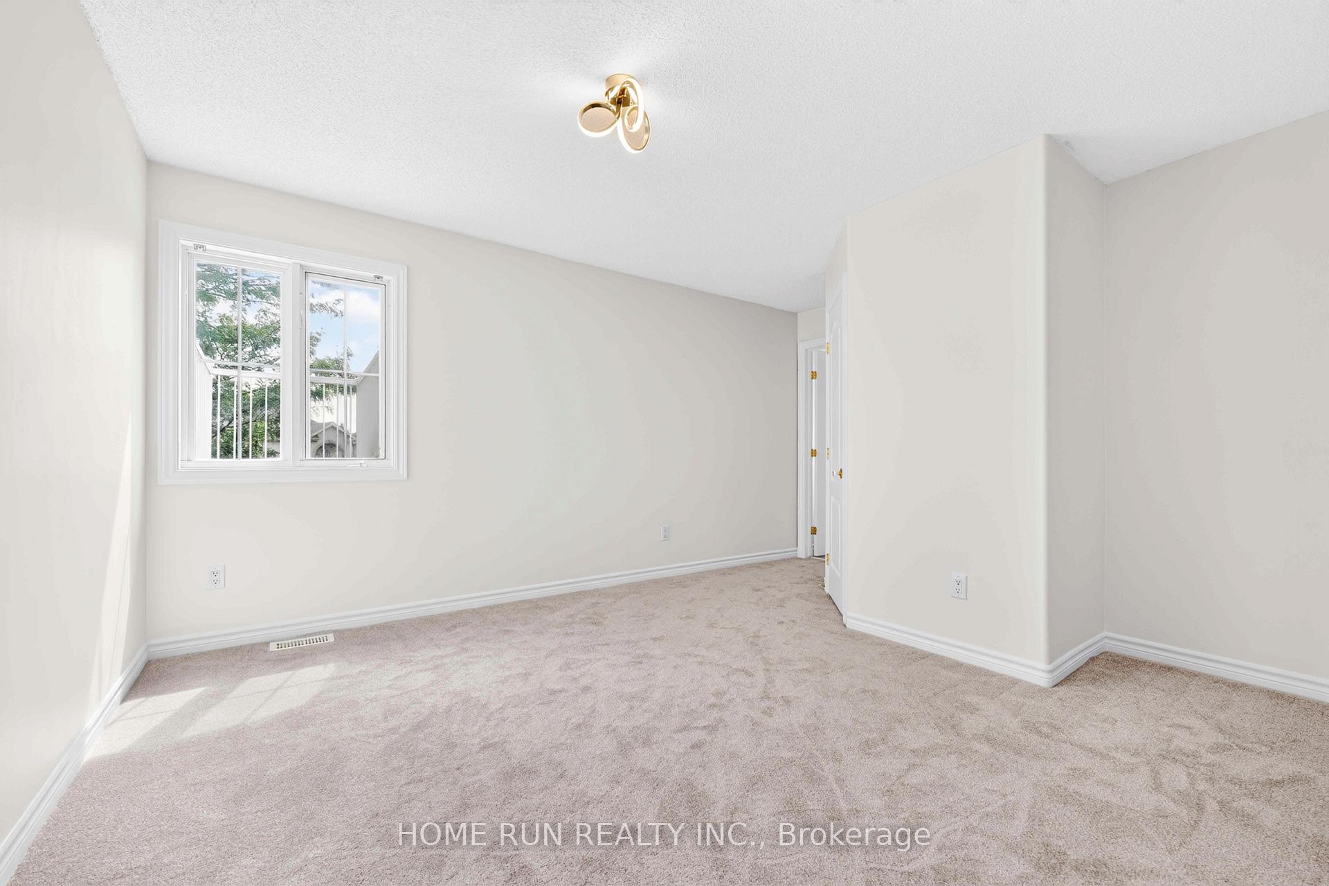 Photo 41 of 35 Blackshire Circle, Ottawa, Barrhaven - Stonebridge — HOMEH