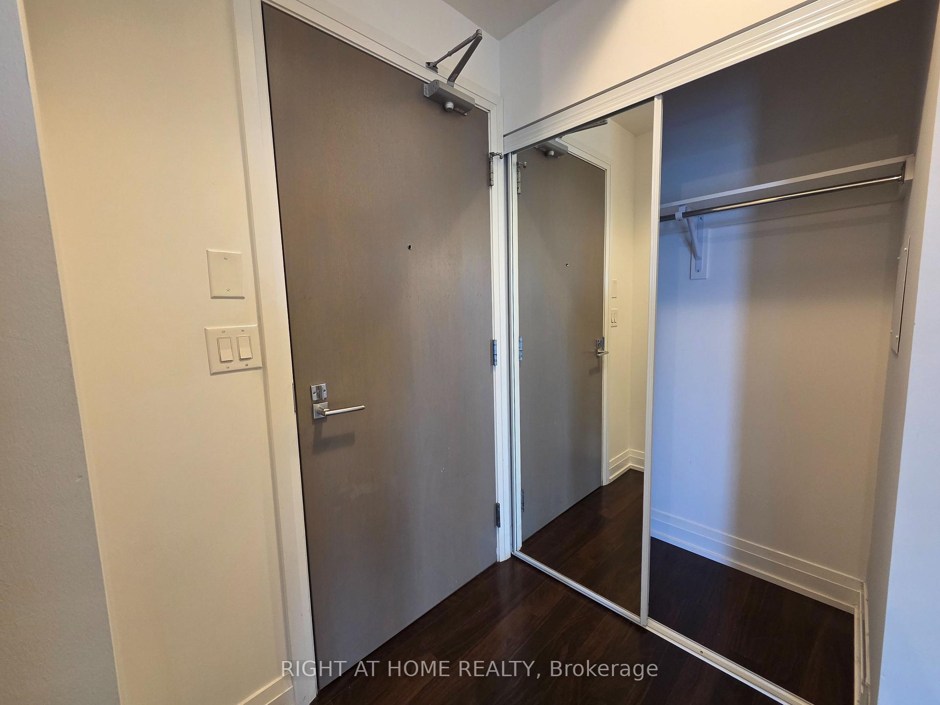 Photo 10 of Unit 1406, 7165 Yonge Street, Markham, Grandview — HOMEH