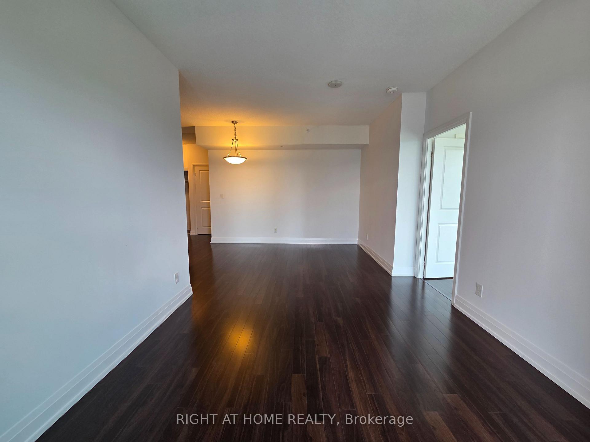 Photo 14 of Unit 1406, 7165 Yonge Street, Markham, Grandview — HOMEH