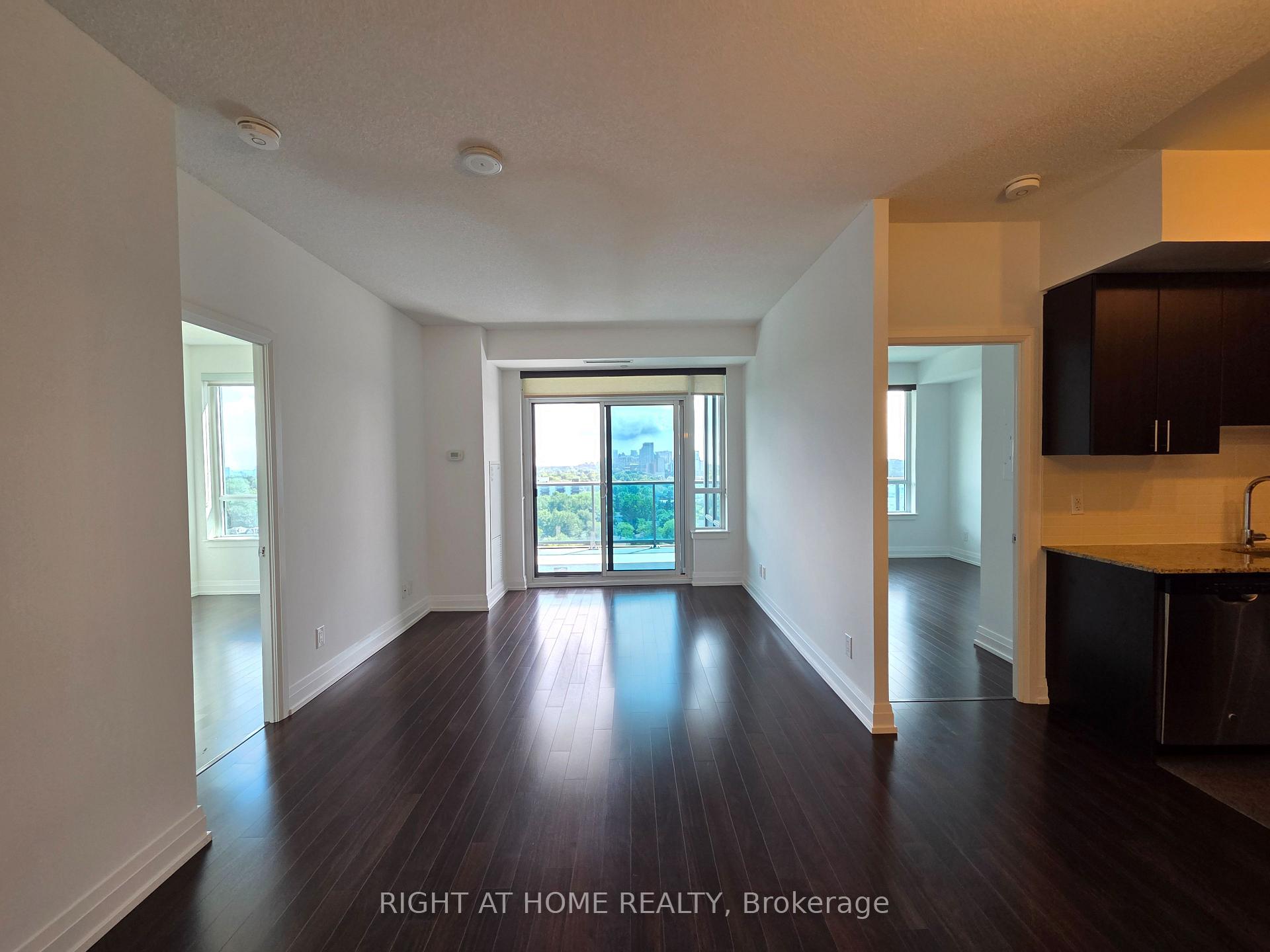 Photo 16 of Unit 1406, 7165 Yonge Street, Markham, Grandview — HOMEH