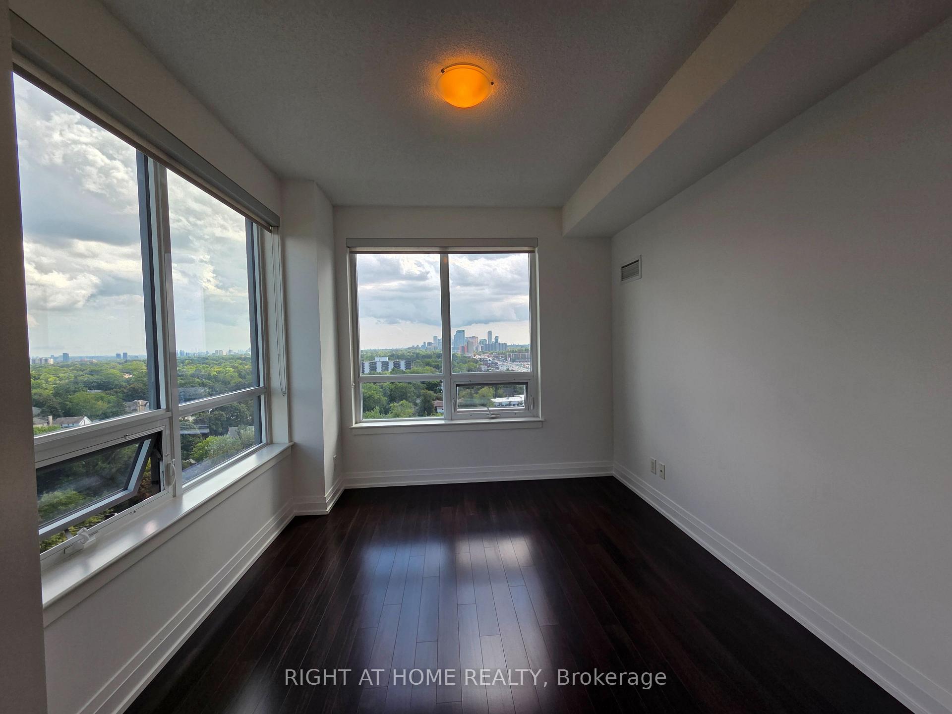 Photo 19 of Unit 1406, 7165 Yonge Street, Markham, Grandview — HOMEH