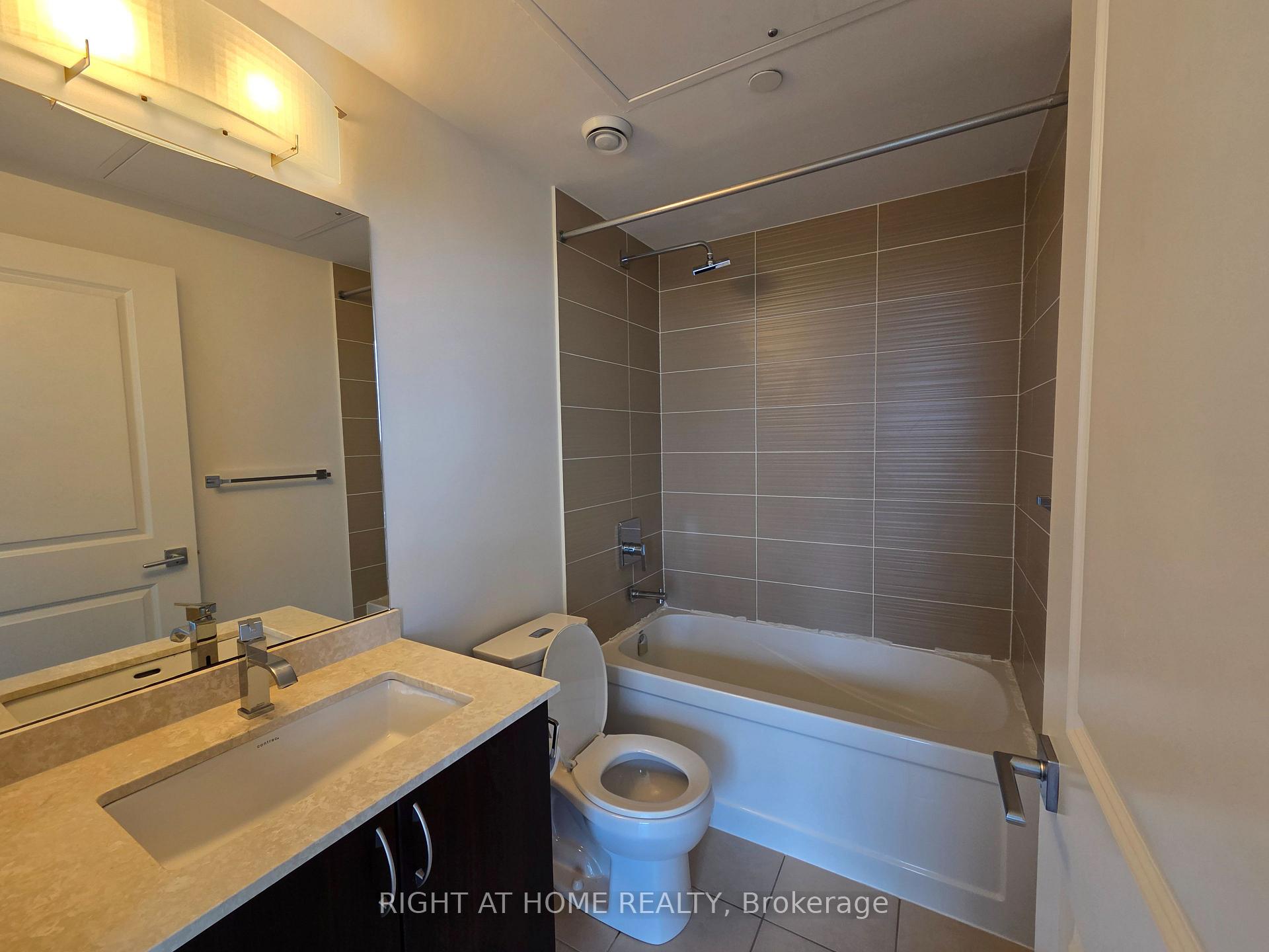 Photo 21 of Unit 1406, 7165 Yonge Street, Markham, Grandview — HOMEH