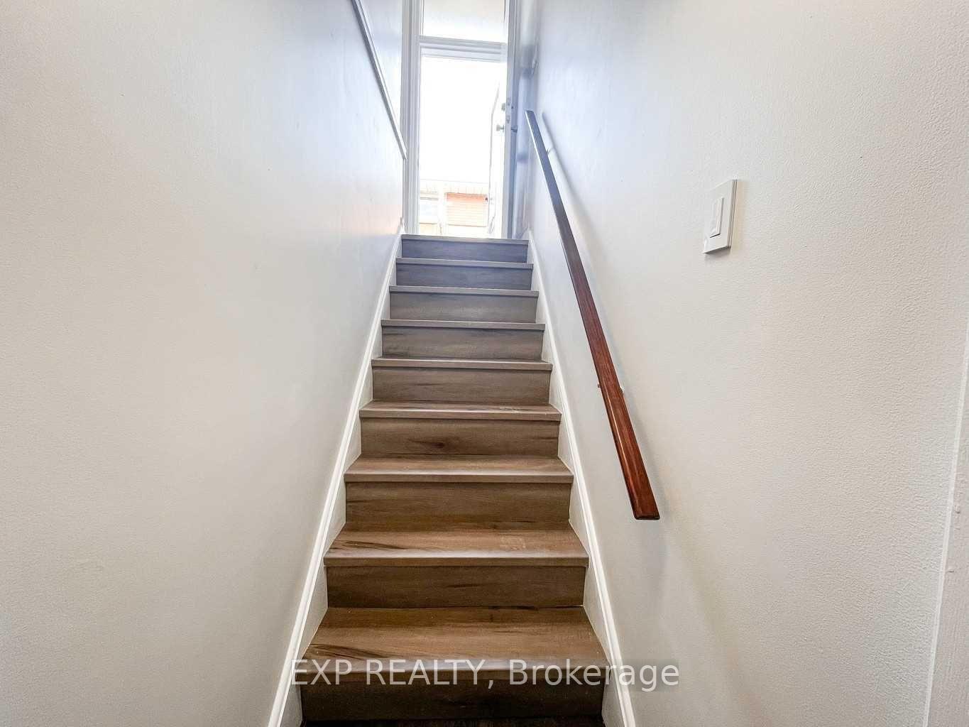 Photo 15 of 15 Calvert Avenue, Hamilton, Greenford — HOMEH