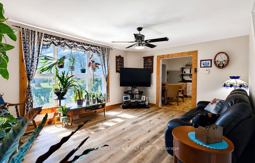 Photo 14 of 66 Maple Street, Tay, Victoria Harbour — HOMEH