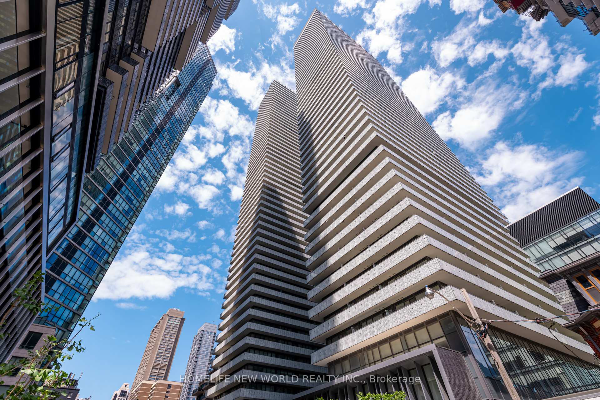 Photo 2 of Unit 503, 42 Charles Street E, Toronto, Church-Yonge Corridor — HOMEH