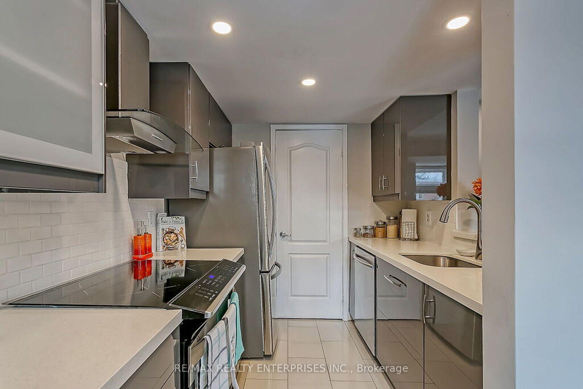 Photo 59 of Unit Unit E, 2386 Munn's Avenue, Oakville, River Oaks — HOMEH