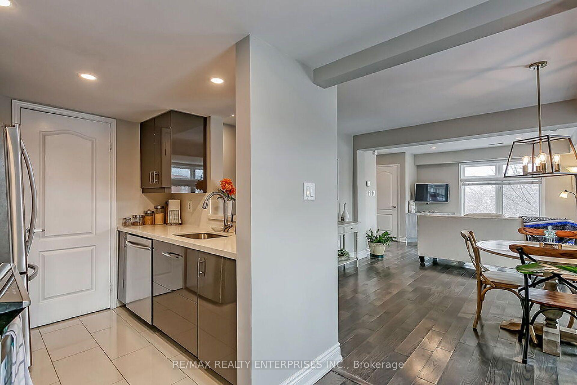 Photo 60 of Unit Unit E, 2386 Munn's Avenue, Oakville, River Oaks — HOMEH