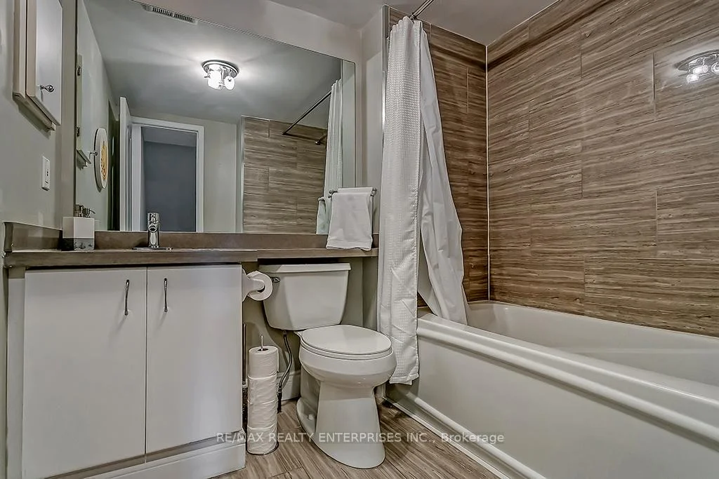 Photo 36 of Unit Unit E, 2386 Munn's Avenue, Oakville, River Oaks — HOMEH
