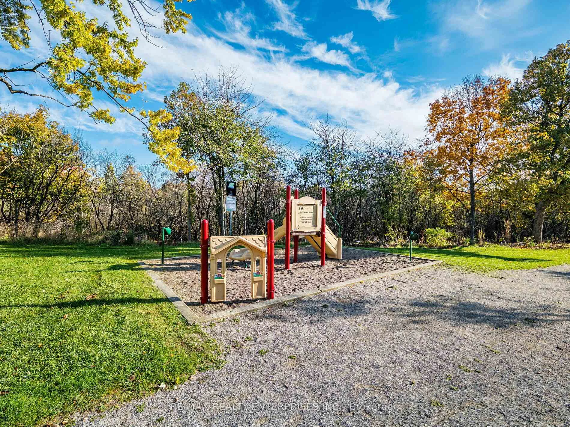 Photo 47 of Unit Unit E, 2386 Munn's Avenue, Oakville, River Oaks — HOMEH