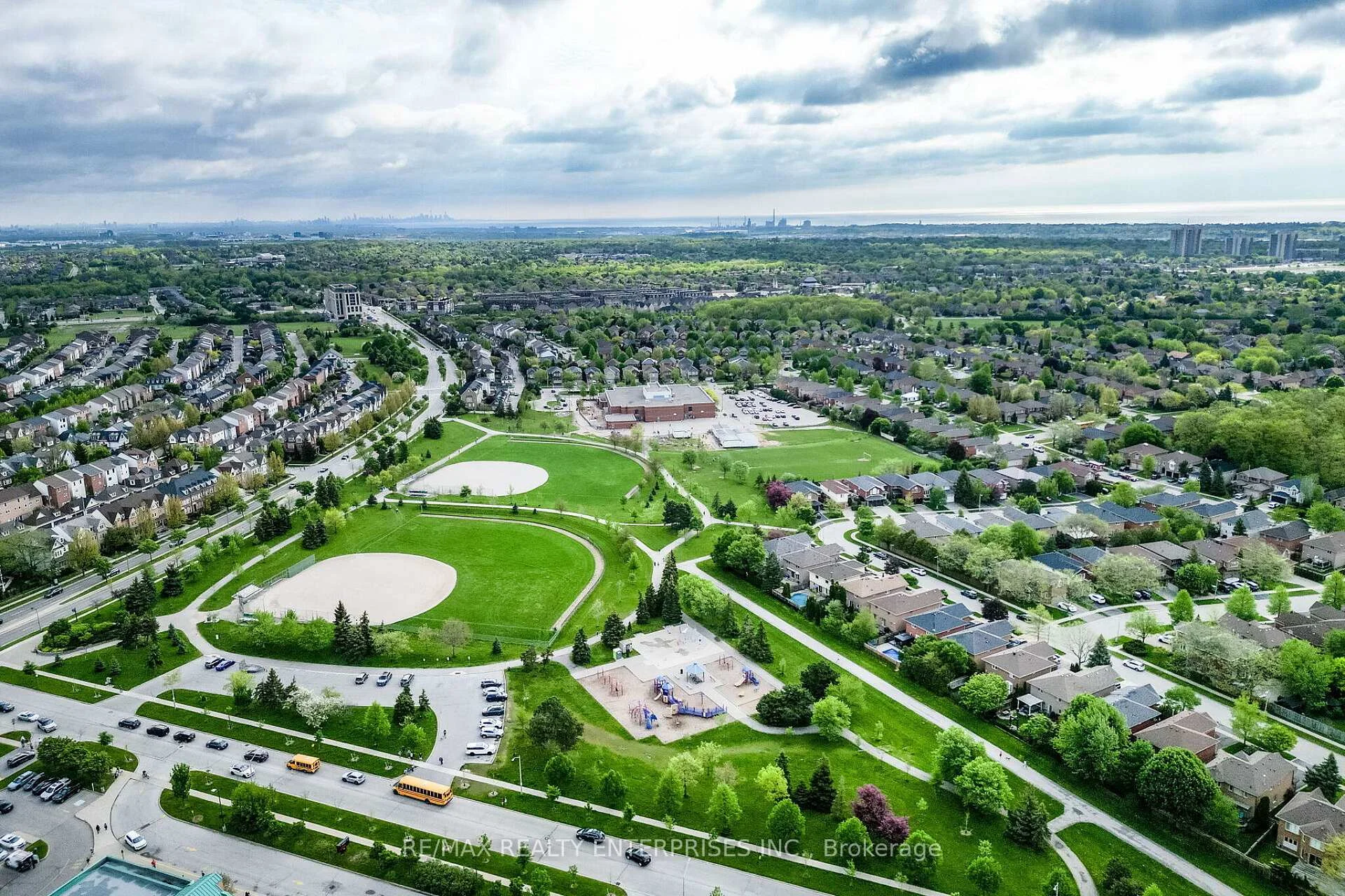 Photo 48 of Unit Unit E, 2386 Munn's Avenue, Oakville, River Oaks — HOMEH