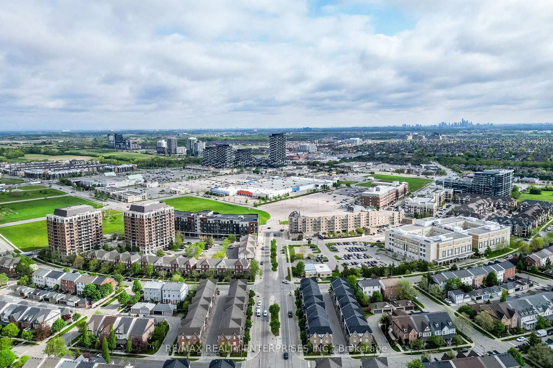 Photo 49 of Unit Unit E, 2386 Munn's Avenue, Oakville, River Oaks — HOMEH