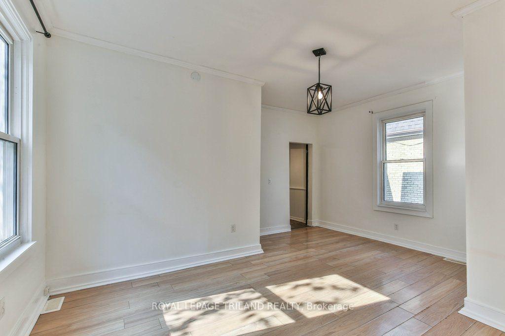 Photo 5 of 24 Mount Pleasant Avenue, London, North N — HOMEH