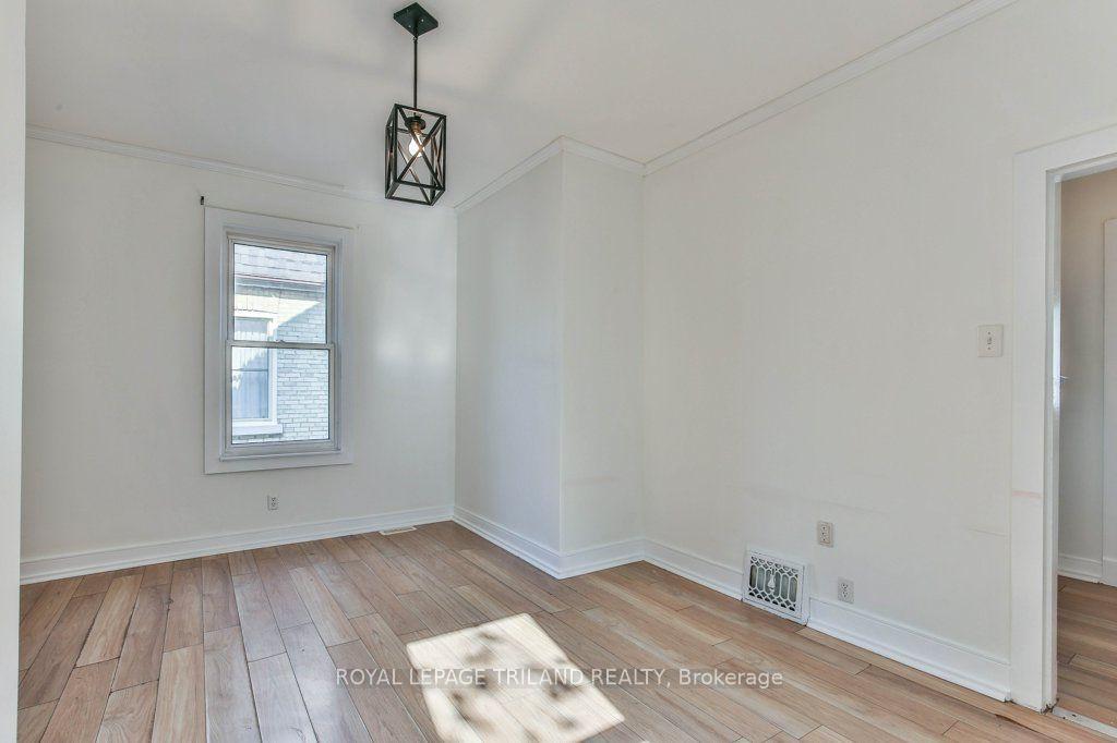 Photo 6 of 24 Mount Pleasant Avenue, London, North N — HOMEH