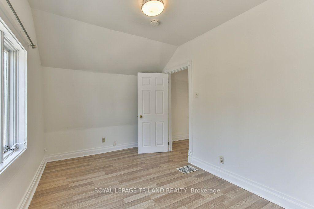 Photo 19 of 24 Mount Pleasant Avenue, London, North N — HOMEH