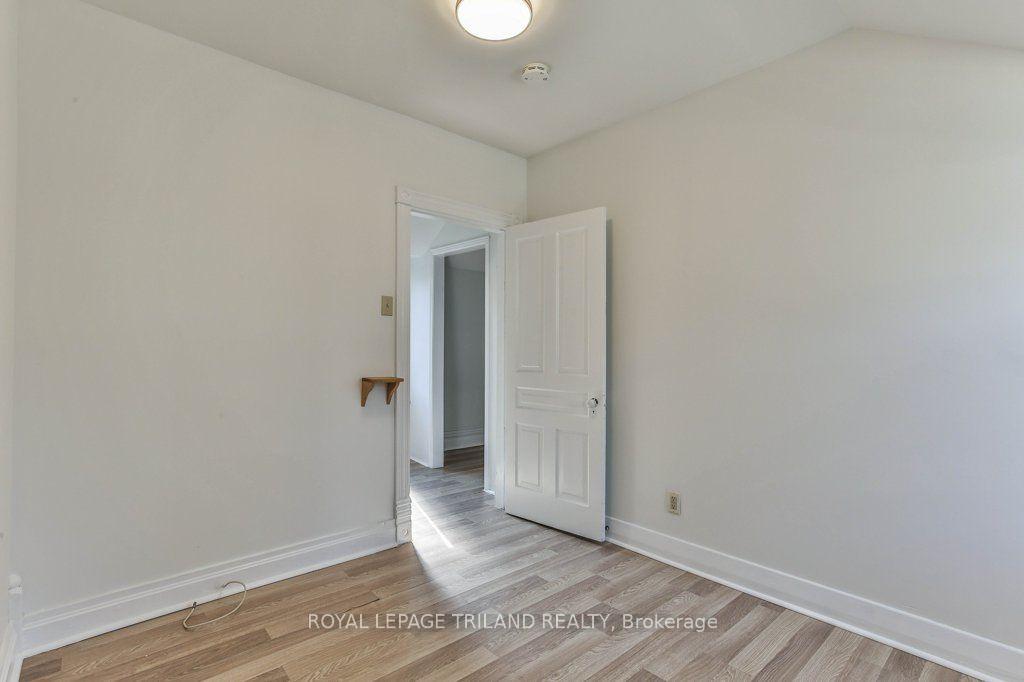 Photo 21 of 24 Mount Pleasant Avenue, London, North N — HOMEH