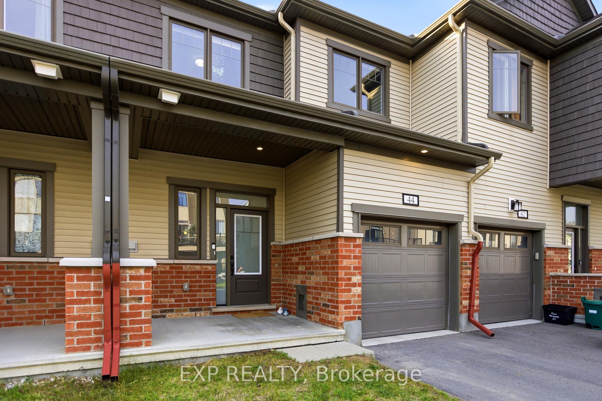 Photo 2 of 44 Lentago Avenue, Ottawa, Barrhaven - Half Moon Bay — HOMEH