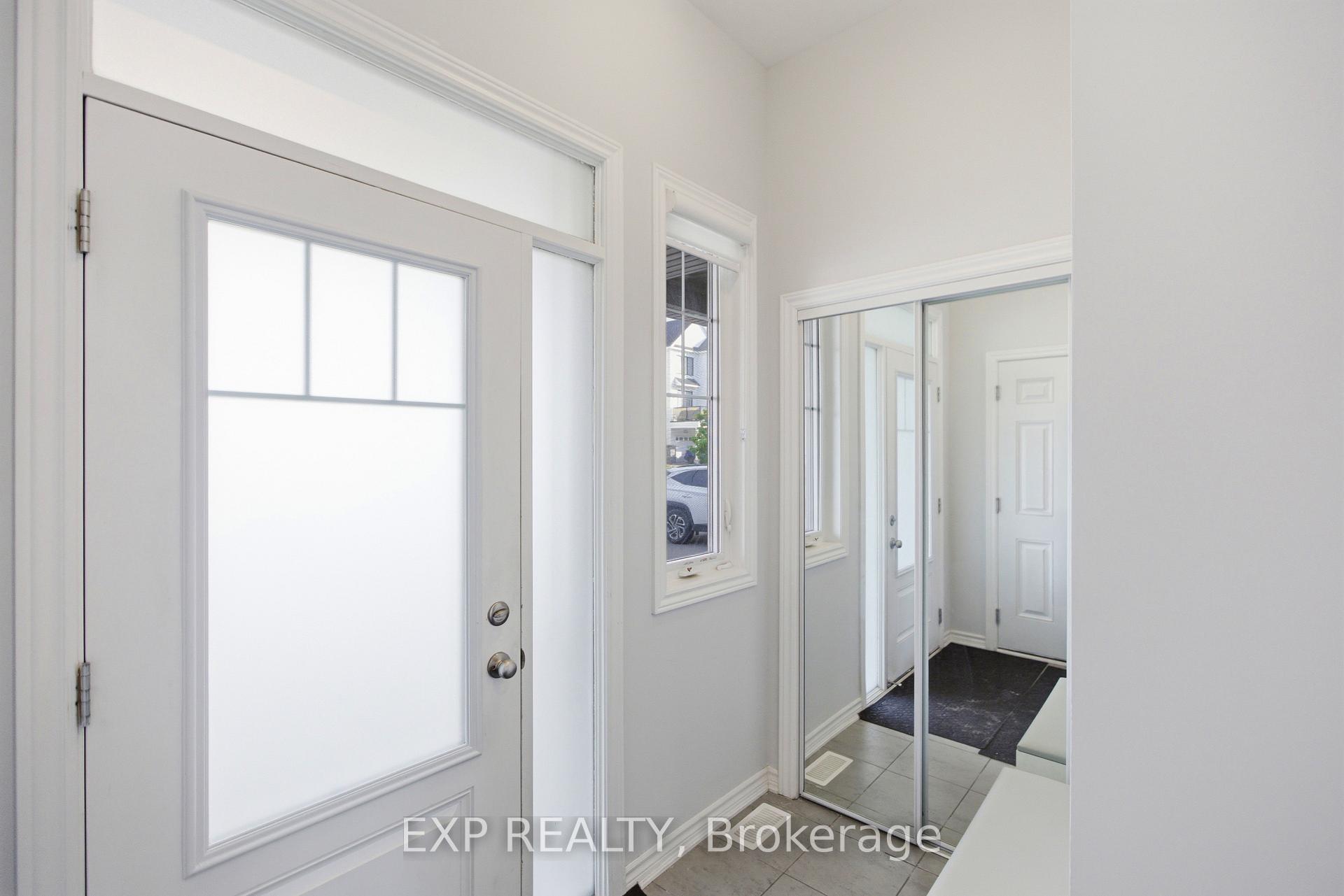 Photo 3 of 44 Lentago Avenue, Ottawa, Barrhaven - Half Moon Bay — HOMEH