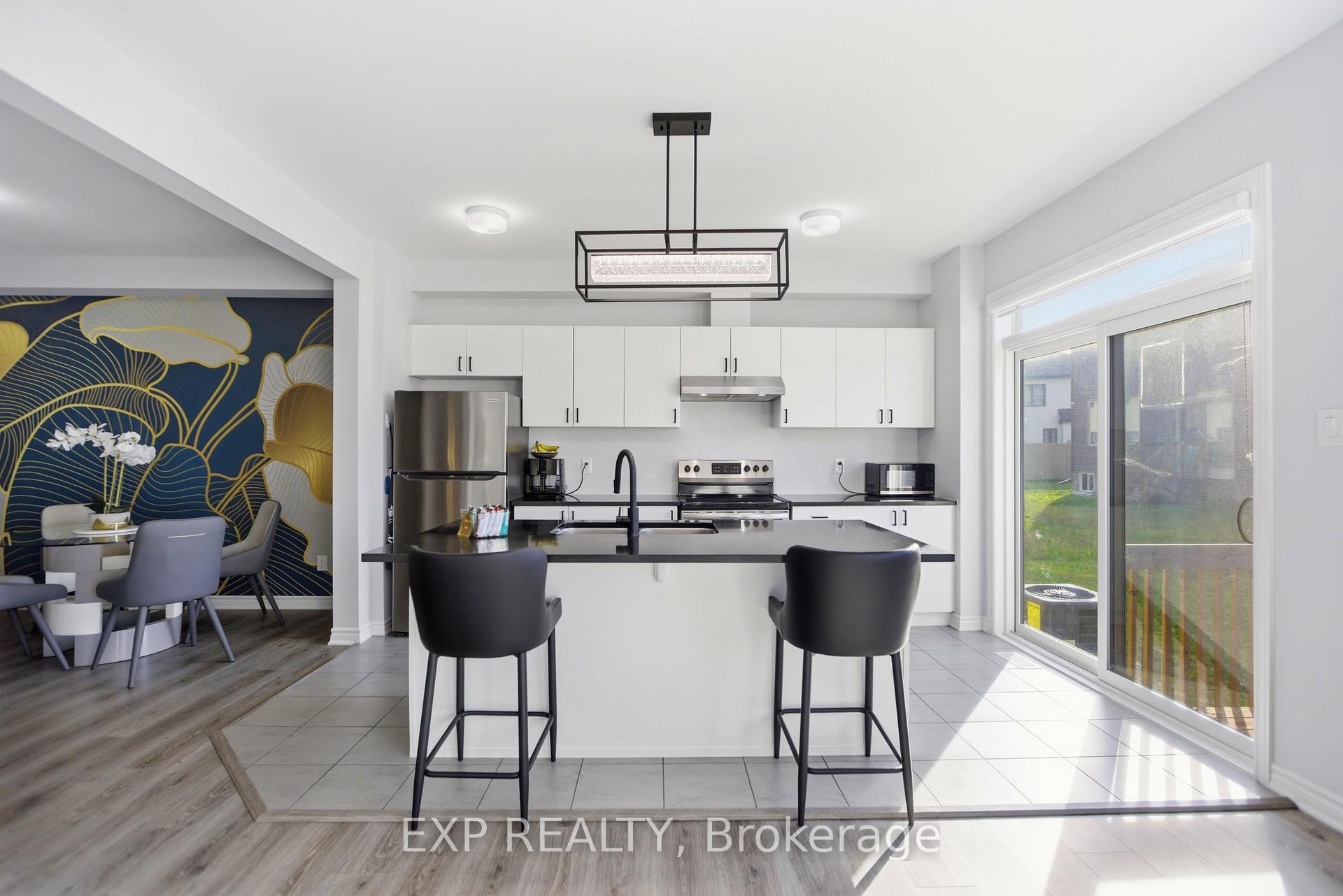 Photo 8 of 44 Lentago Avenue, Ottawa, Barrhaven - Half Moon Bay — HOMEH