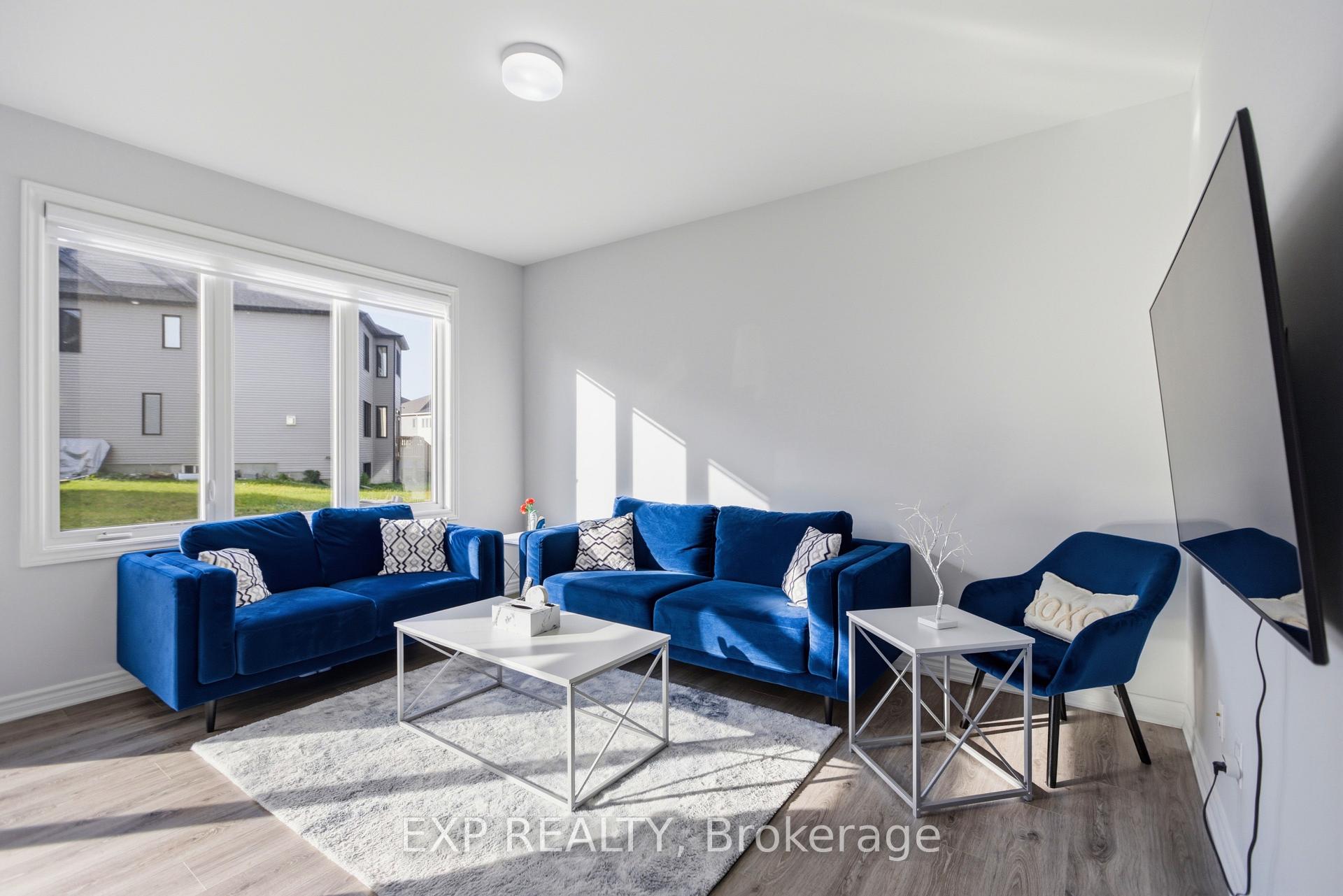 Photo 11 of 44 Lentago Avenue, Ottawa, Barrhaven - Half Moon Bay — HOMEH
