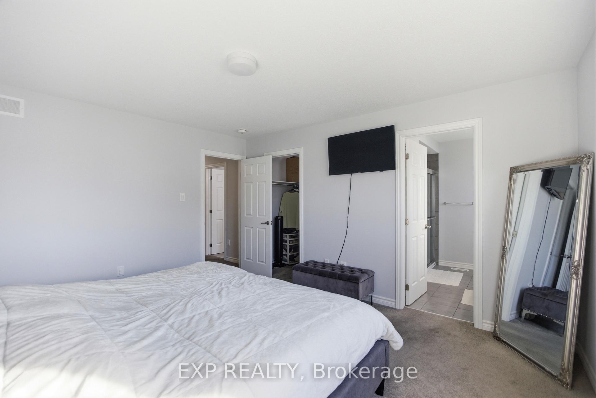 Photo 14 of 44 Lentago Avenue, Ottawa, Barrhaven - Half Moon Bay — HOMEH