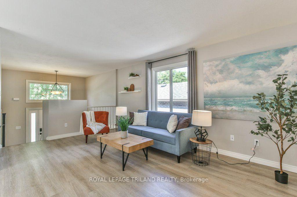 Photo 10 of 1840 Marconi Boulevard, London, East I — HOMEH