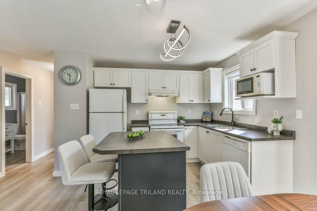 Photo 15 of 1840 Marconi Boulevard, London, East I — HOMEH