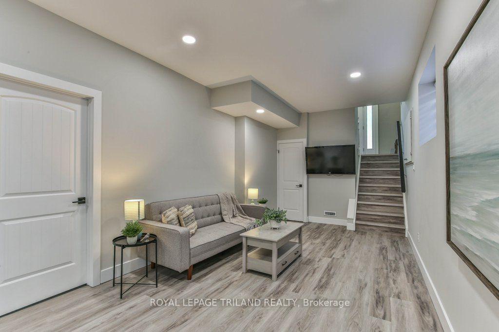Photo 32 of 1840 Marconi Boulevard, London, East I — HOMEH