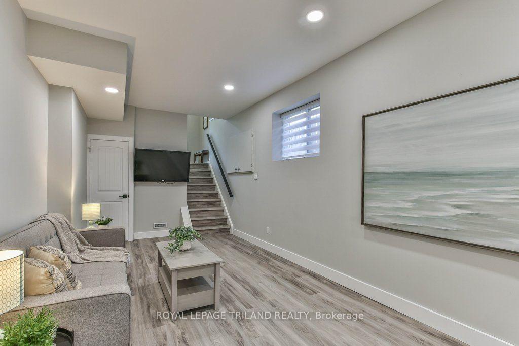 Photo 33 of 1840 Marconi Boulevard, London, East I — HOMEH