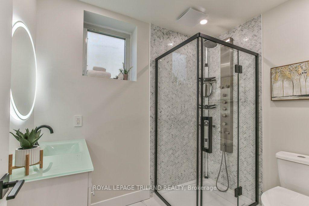 Photo 40 of 1840 Marconi Boulevard, London, East I — HOMEH