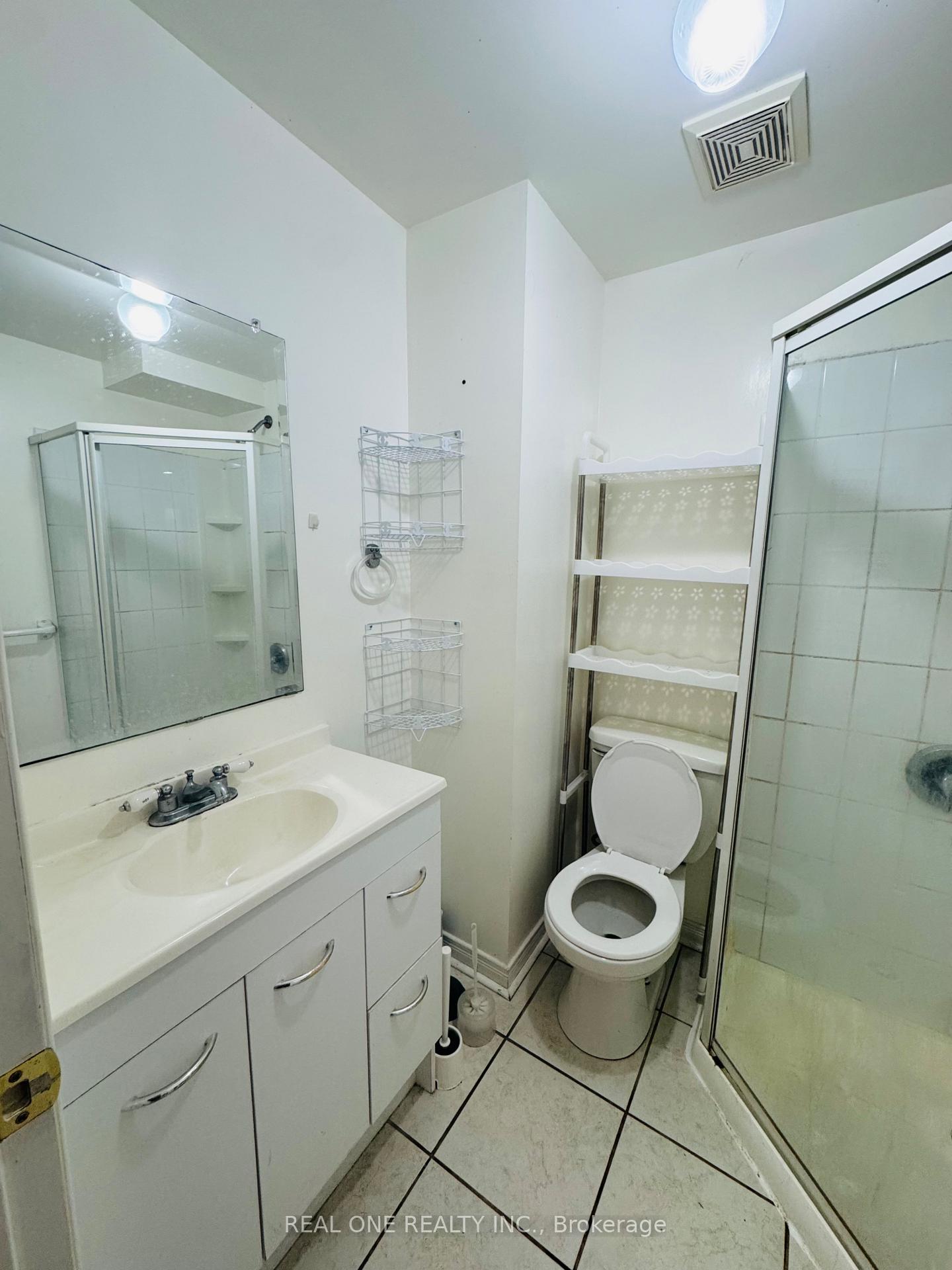 Photo 8 of Unit Basement, 50 Laguna Crescent, Markham, Middlefield — HOMEH