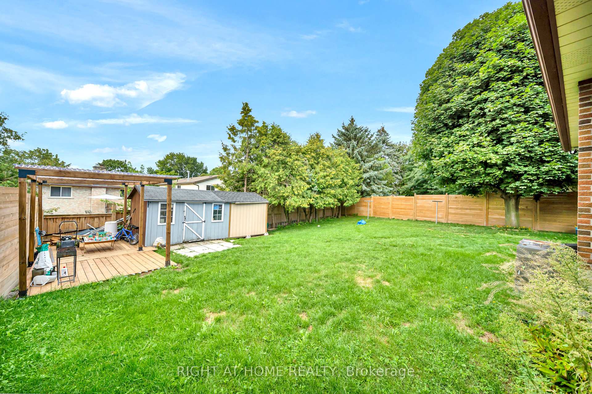 Photo 29 of 115 Countryside (Main only) Crescent, Kitchener, Country Hills West — HOMEH
