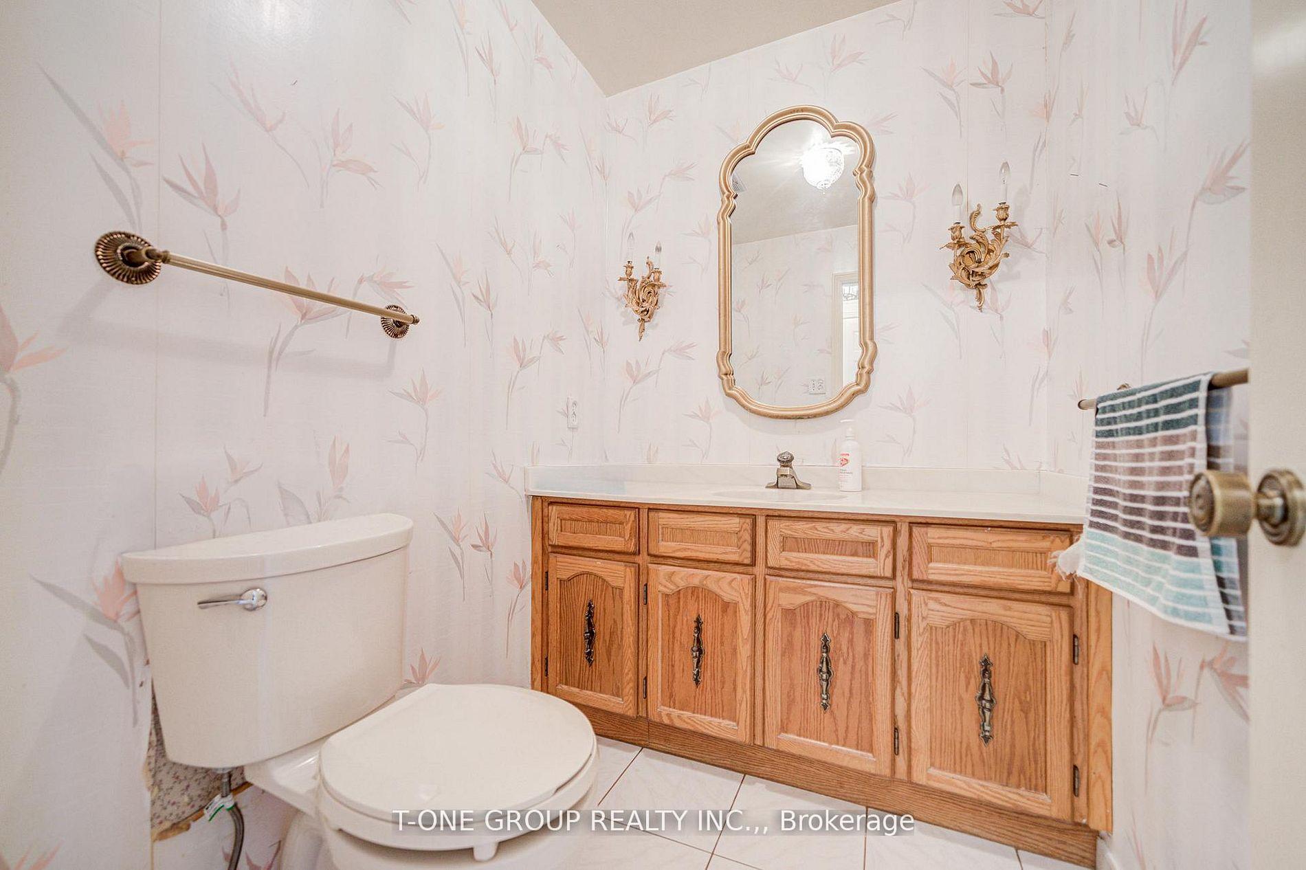 Photo 37 of 120 Cumberland Drive, Mississauga, Port Credit — HOMEH
