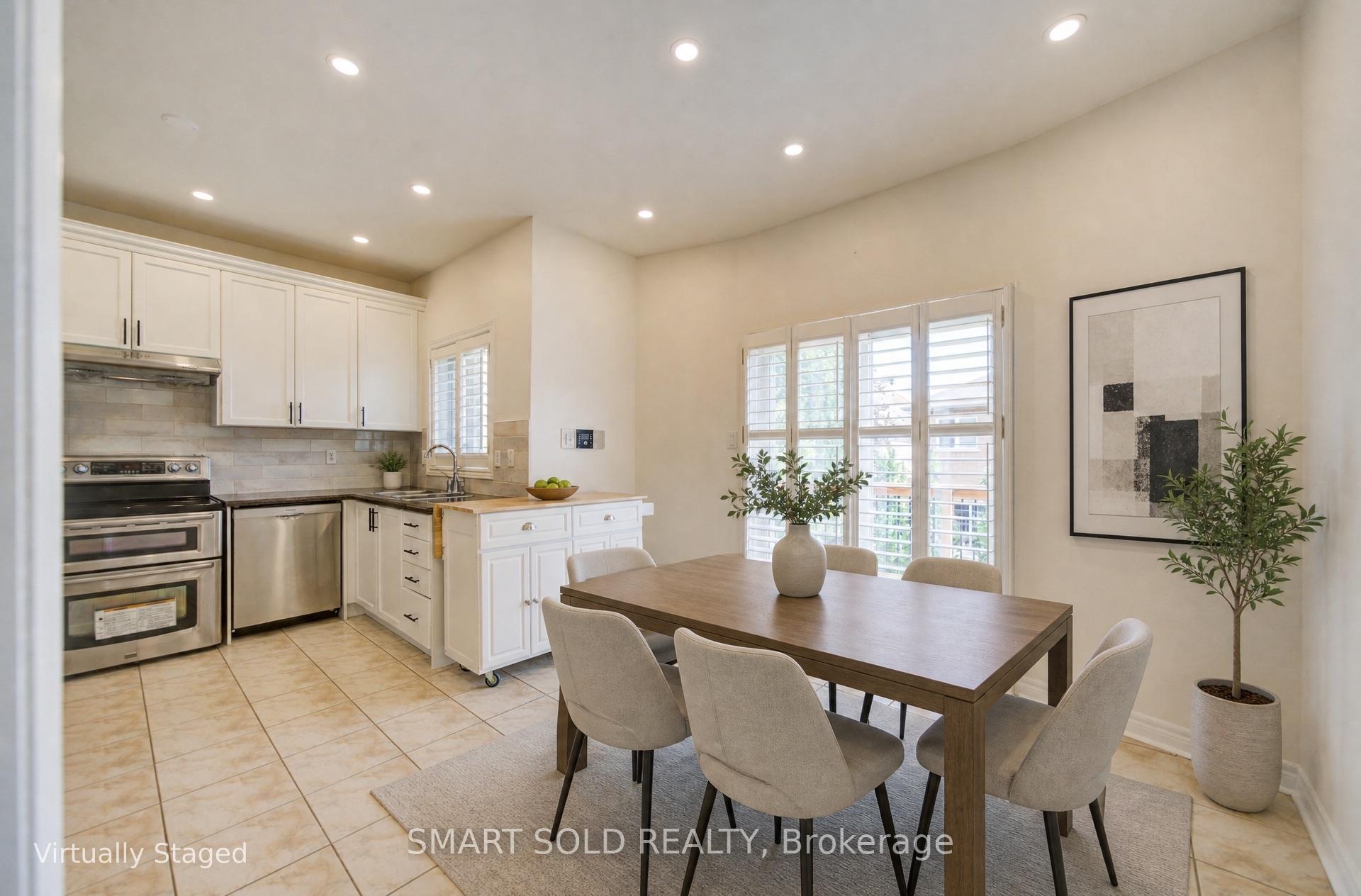 Photo 10 of 39 Schuster Lane, Vaughan, Patterson — HOMEH