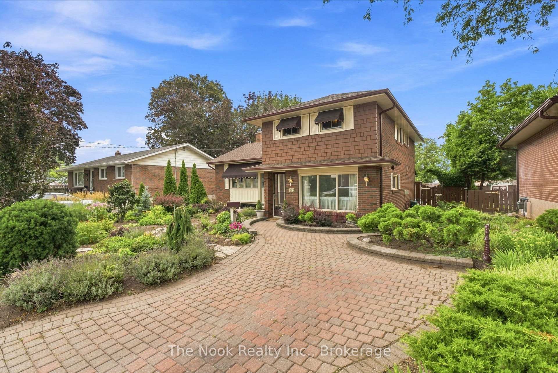 Photo 2 of 110 Bowman Avenue, Whitby, Blue Grass Meadows — HOMEH