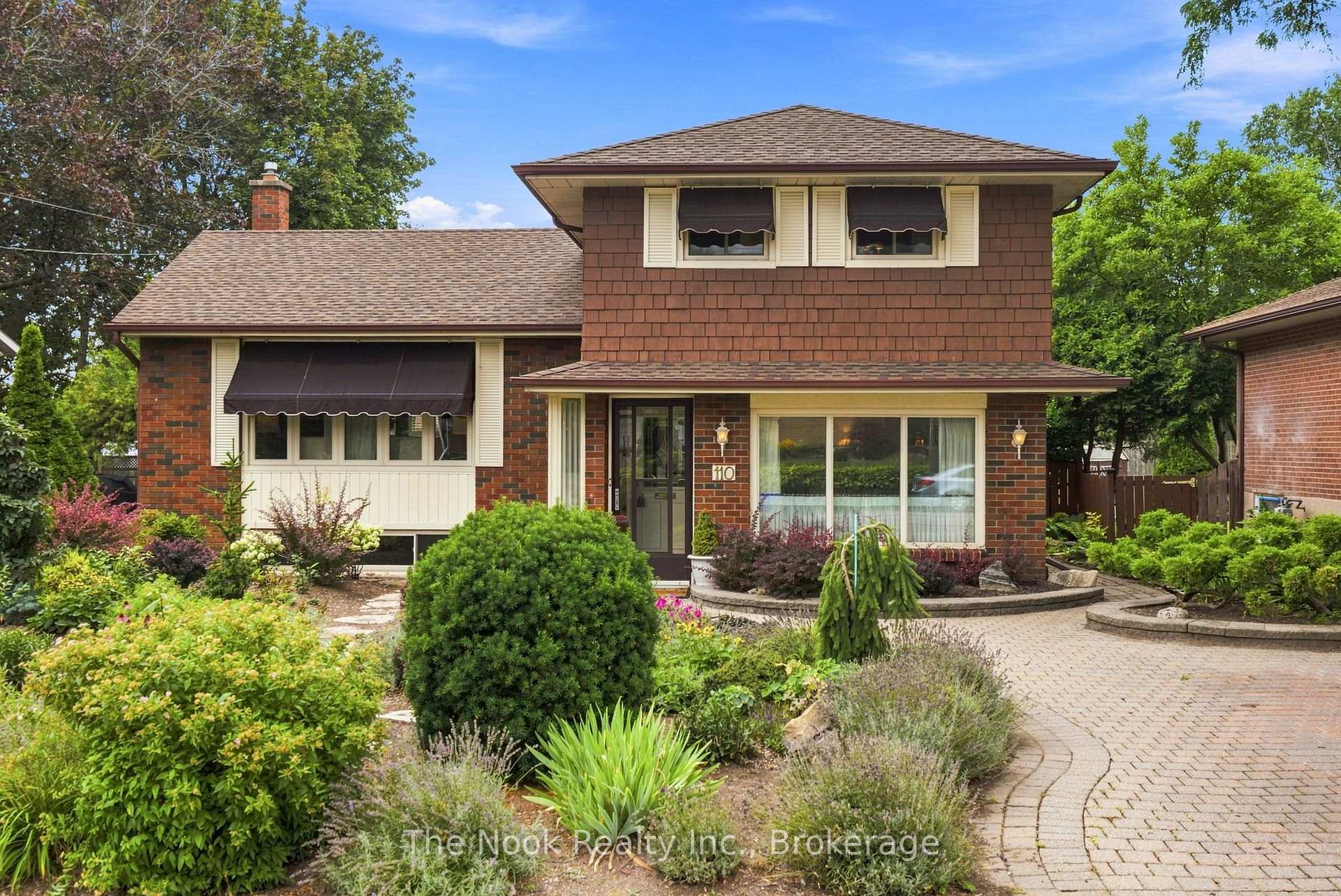 Photo 3 of 110 Bowman Avenue, Whitby, Blue Grass Meadows — HOMEH