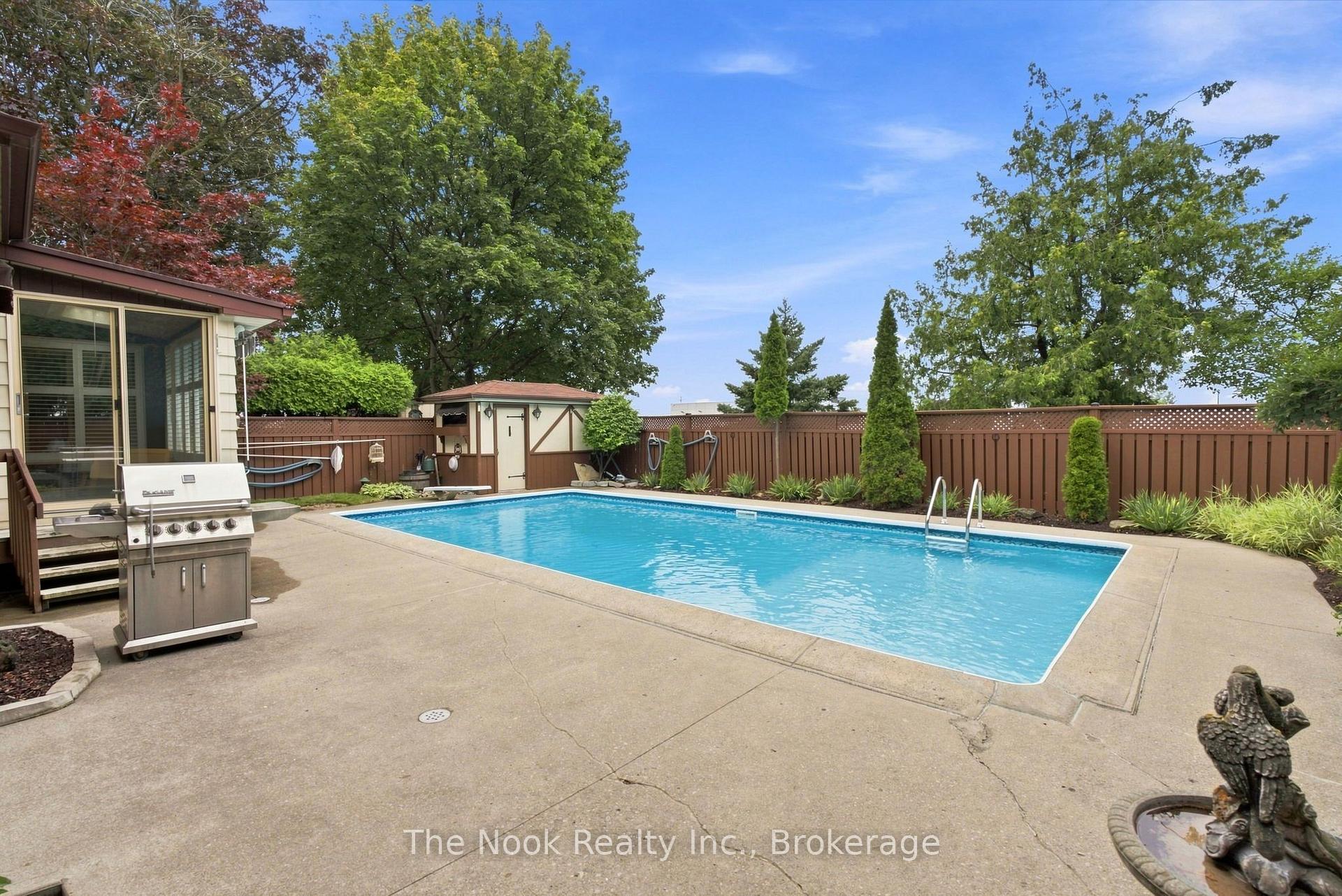 Photo 33 of 110 Bowman Avenue, Whitby, Blue Grass Meadows — HOMEH