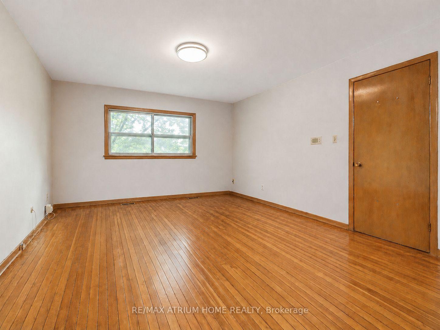 Photo 5 of 522 Cummer Avenue, North York, Bayview Woods-Steeles — HOMEH