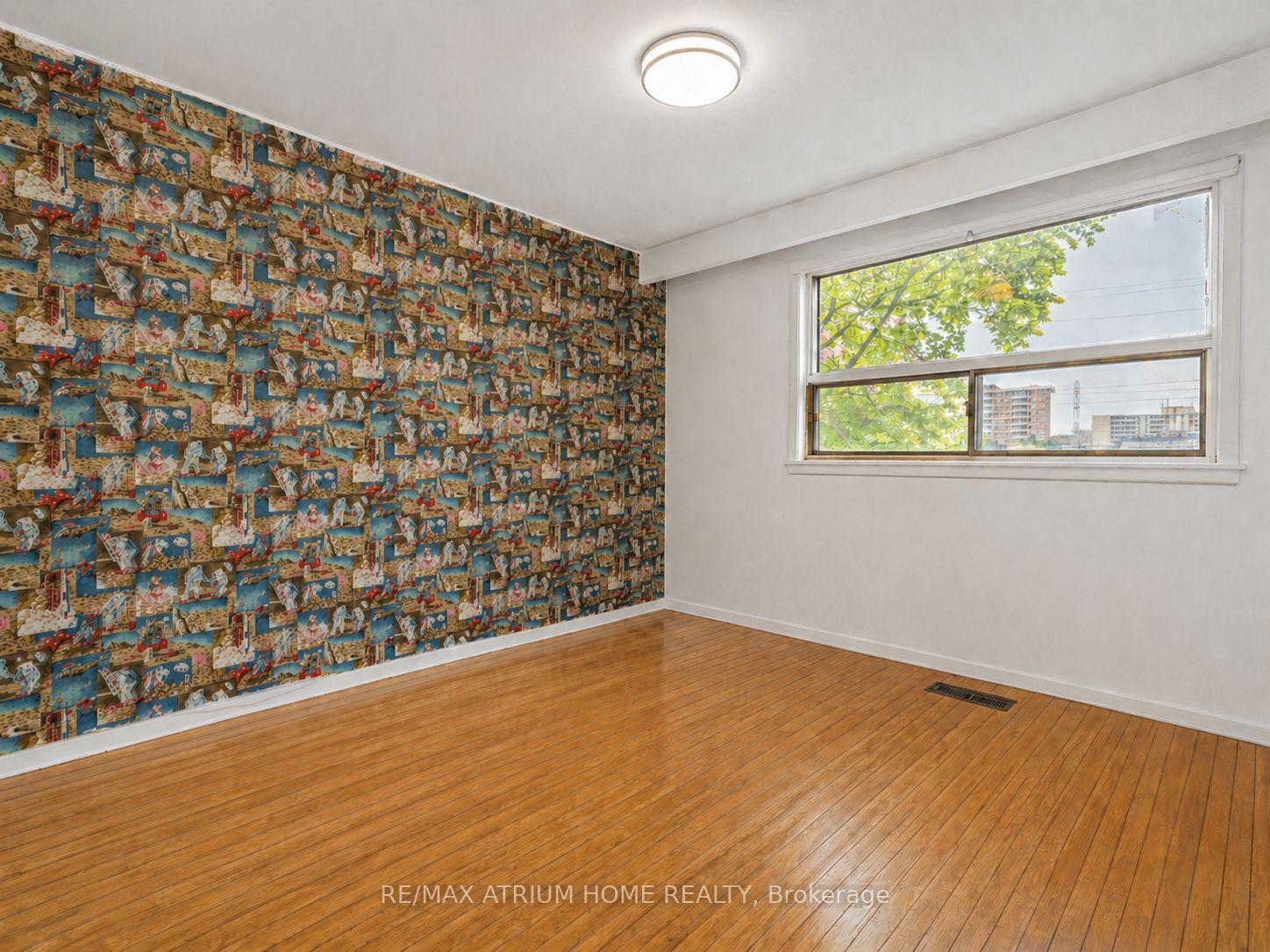 Photo 7 of 522 Cummer Avenue, North York, Bayview Woods-Steeles — HOMEH