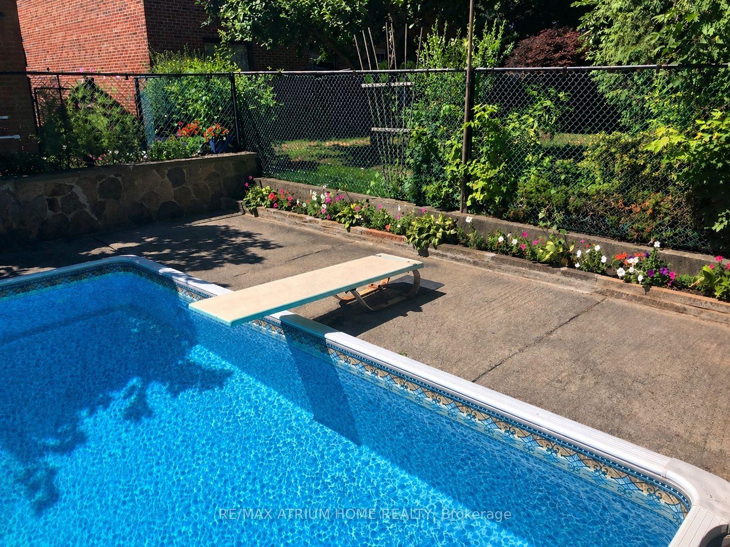 Photo 11 of 522 Cummer Avenue, North York, Bayview Woods-Steeles — HOMEH
