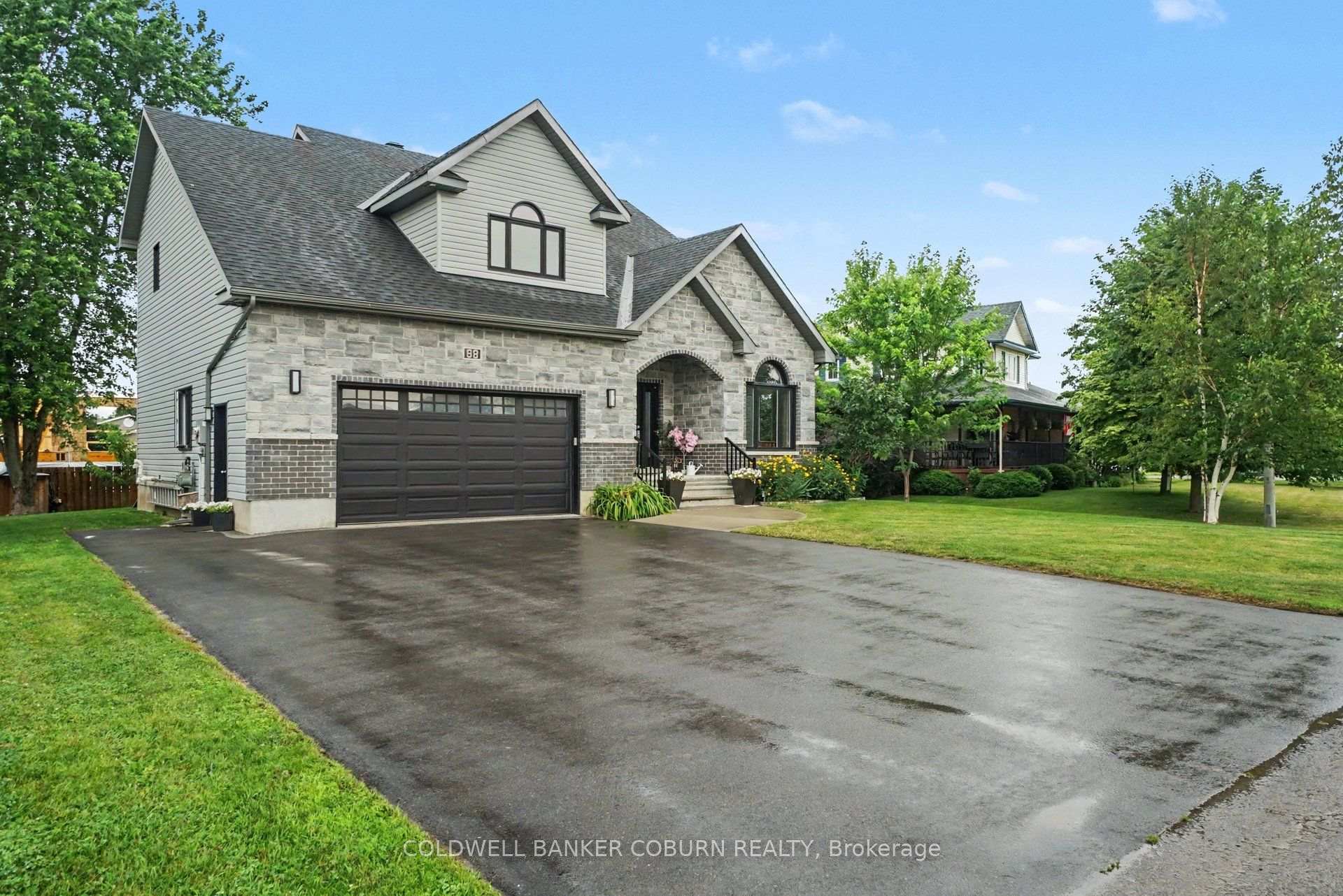 Photo 4 of 88 Tabitha Crescent, North Dundas, Chesterville — HOMEH