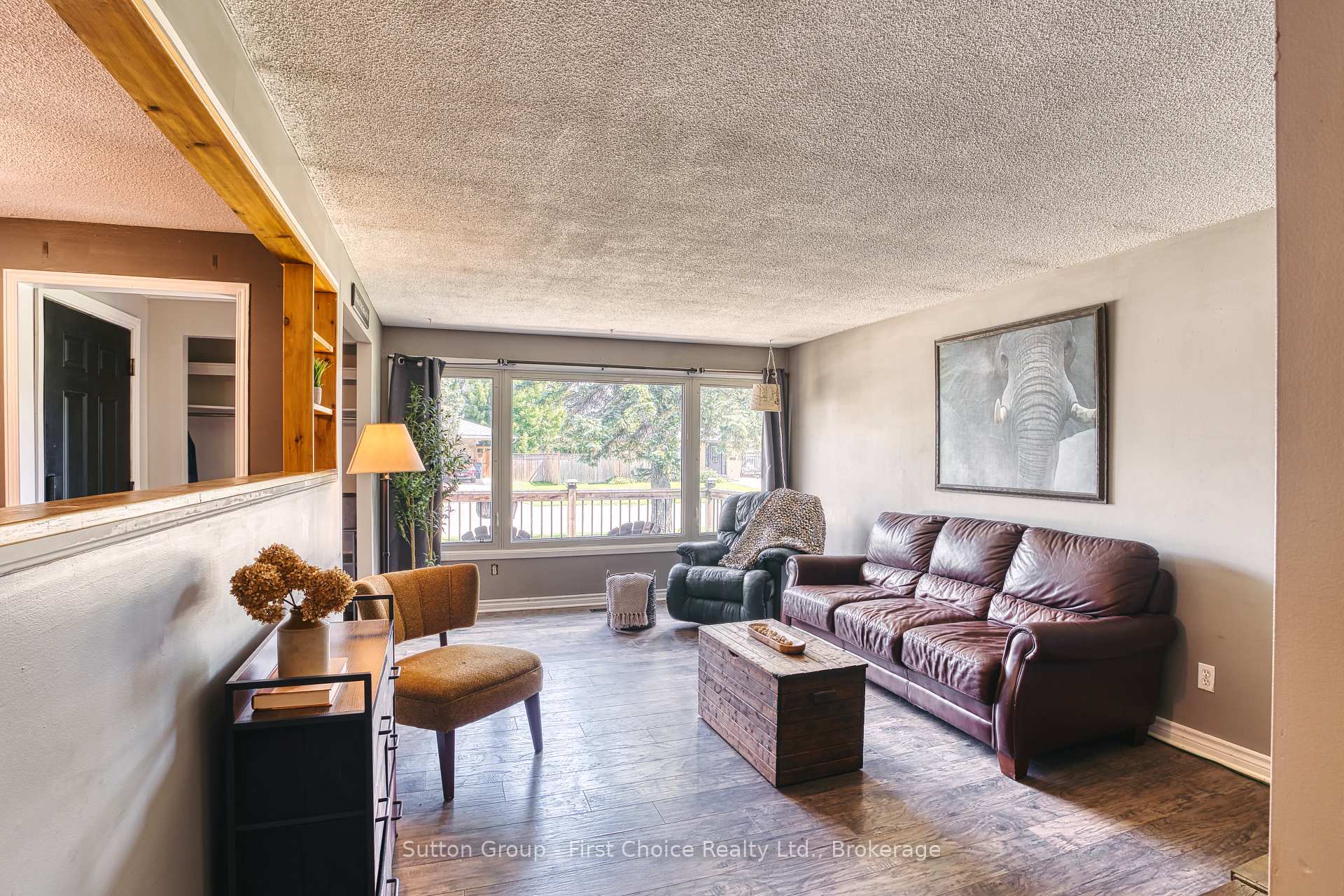 Photo 6 of 68 Kathryn Crescent, Stratford — HOMEH