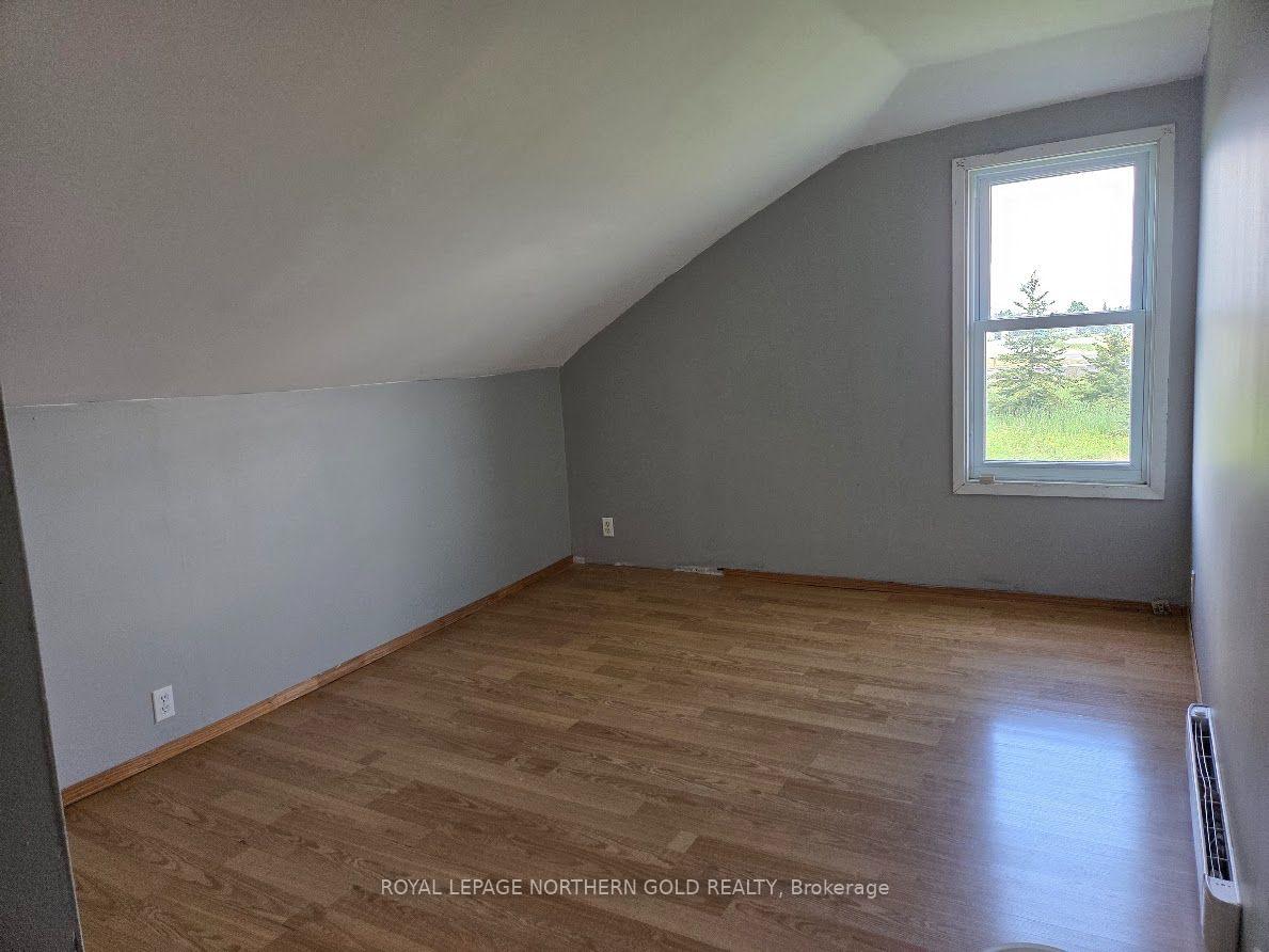 Photo 5 of 113 Tenth Avenue, Armstrong, Earlton — HOMEH